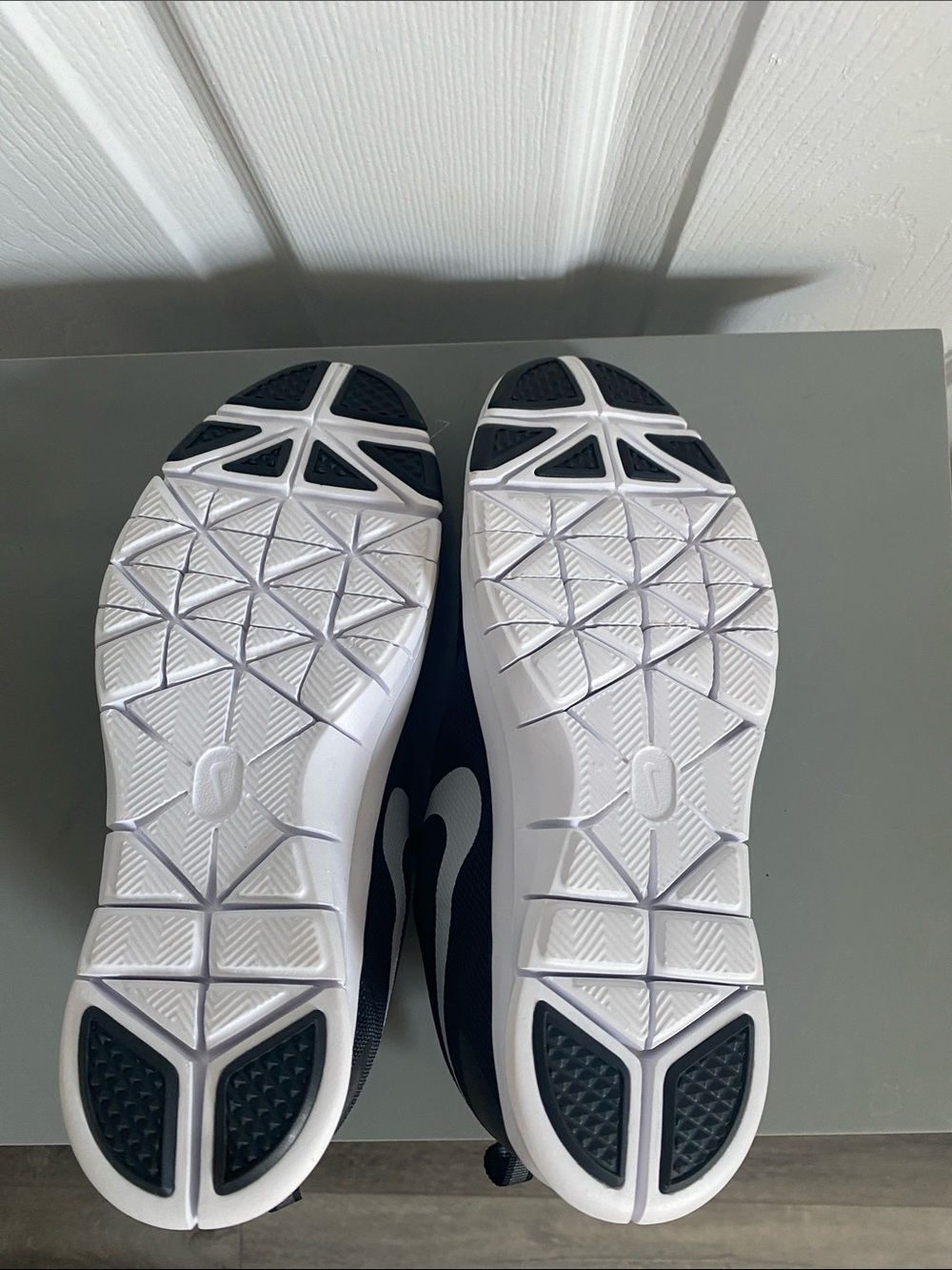 Nike Flex Essentials Training Shoe Black - Picture 12 of 12